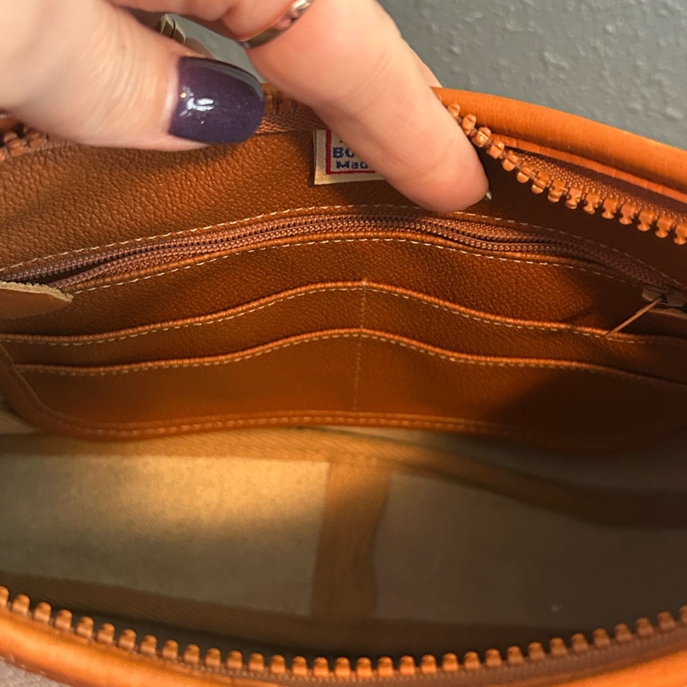 Vintage Dooney & Bourke All Weather Crescent Sac Hobo Shoulder Bag - Picture 11 of 14